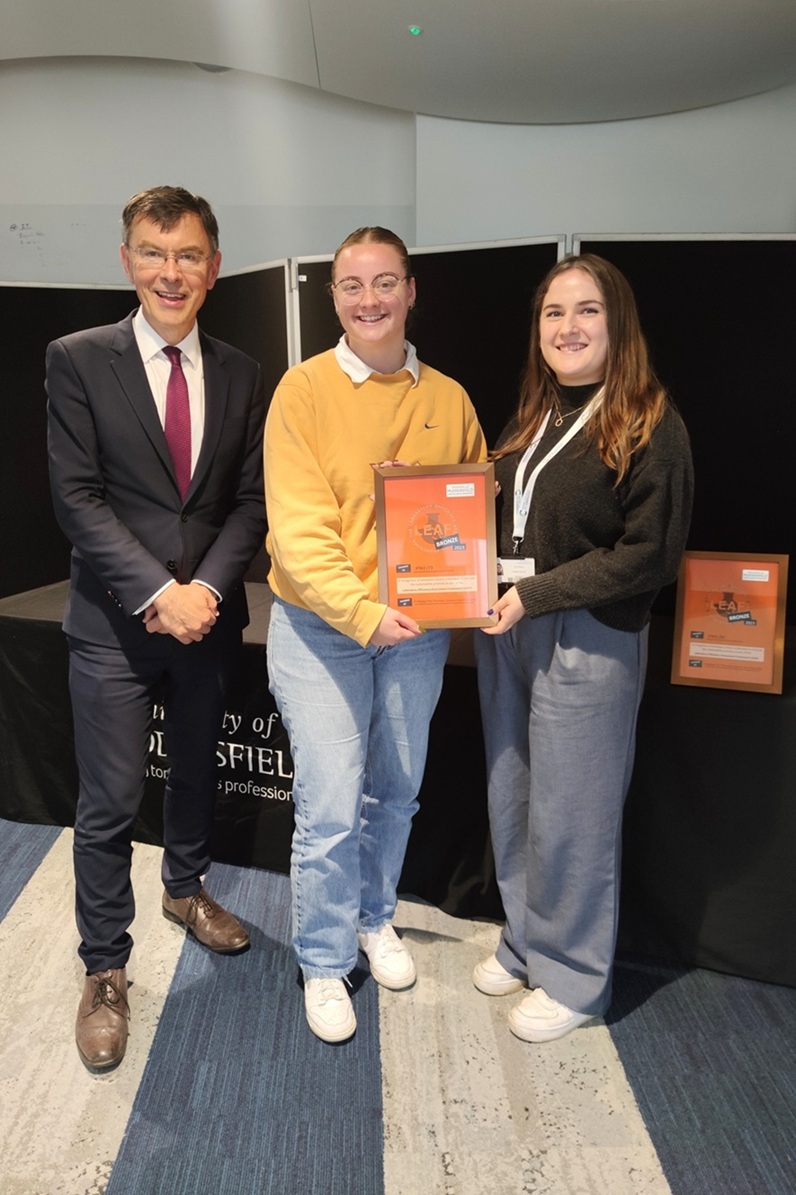 LEAF 2023-Tim Thornton and Lab Members