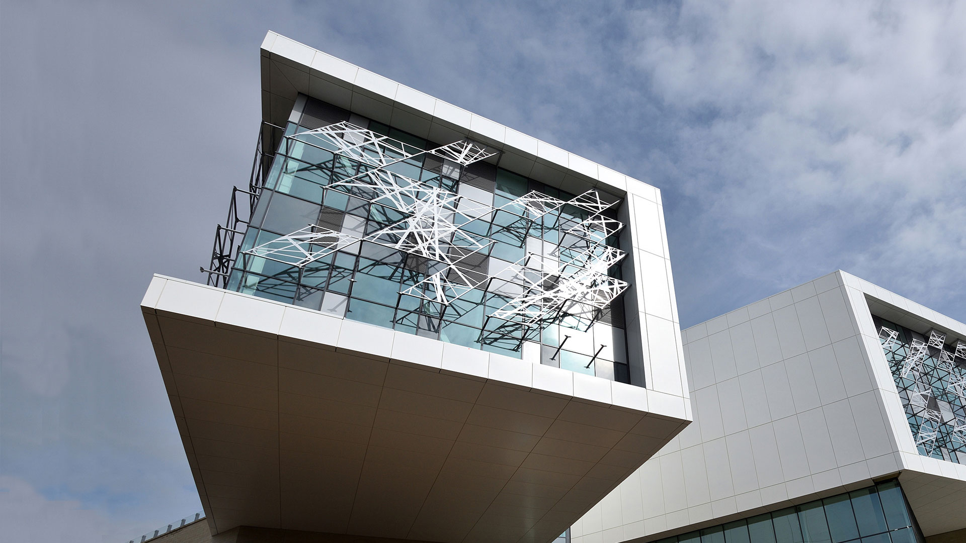 £30m Barbara Hepworth Building