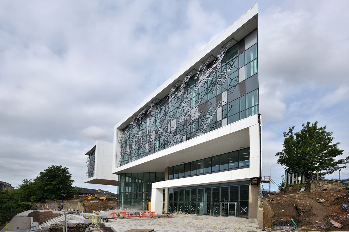 £30m Barbara Hepworth Building