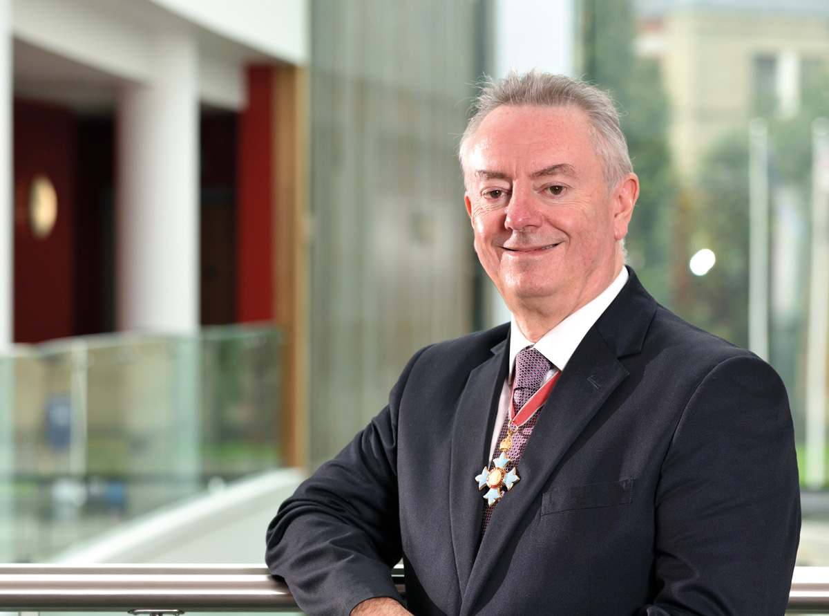 The University’s Vice-Chancellor Professor Bob Cryan received the title at the 2019 Huddersfield Examiner Business Awards