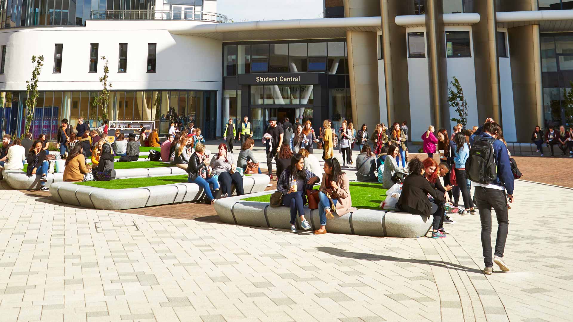 A picture of the campus plaza.