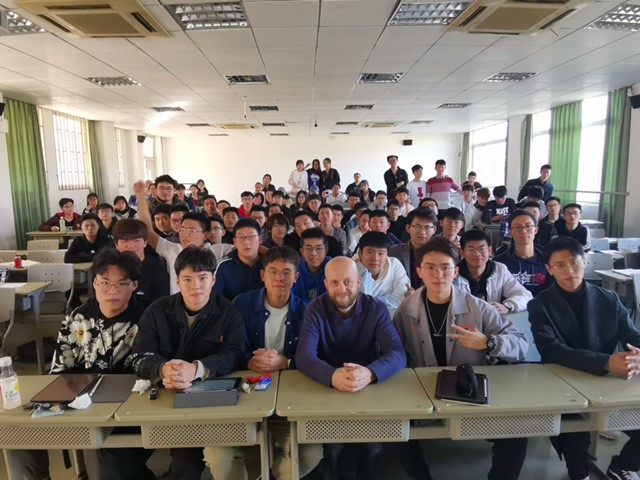 Associate Dean (International), Rupert Ward sat with a class during a visit to Fujian Normal University.