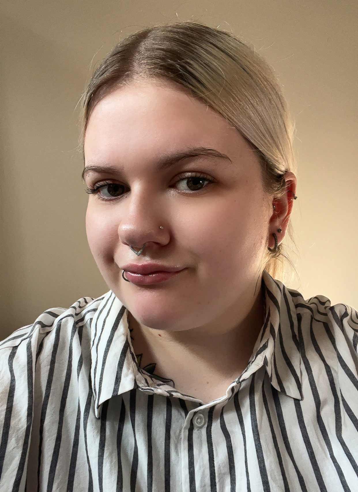 Headshot of Emma.